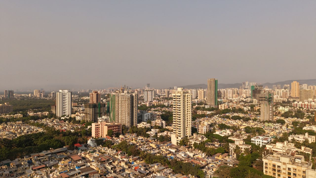 Hotels in Andheri East Mumbai: Work Hubs, Transport & the Right Stay for SEEPZ, MIDC & BEC